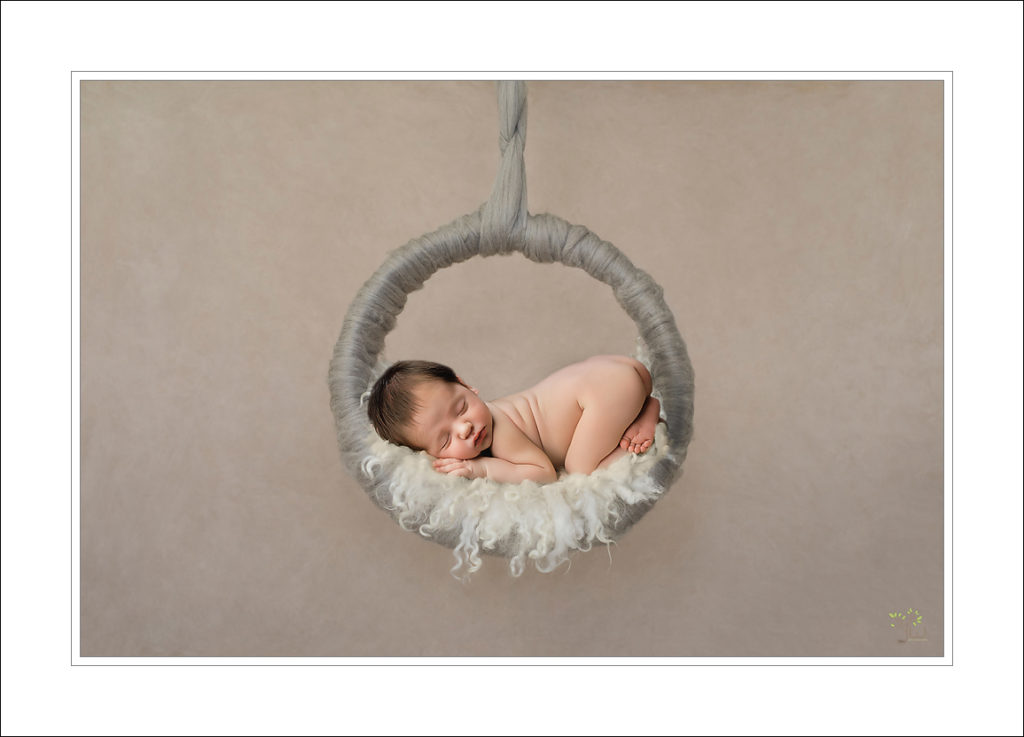 Best Puyallup baby photographer